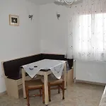 Διαμέρισμα Agnic *